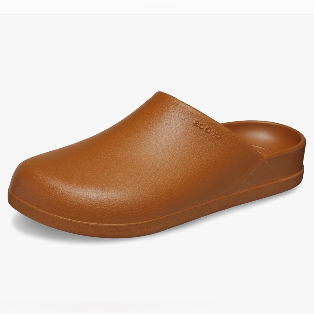 CROCS Unisex Adult Croslite Dylan Clogs Cognac Women’s Size 8 / Men’s Size 6